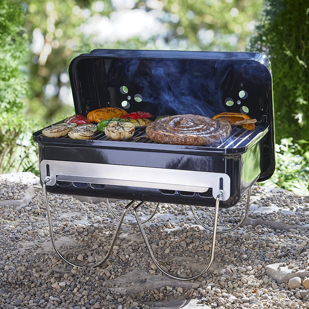 Faszenes grill háromrétegű sütőráccsal Go Anywhere