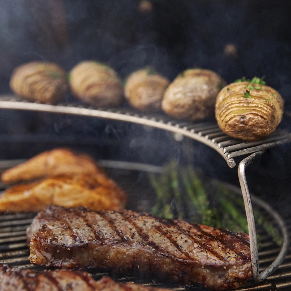 67 cm-es Master Touch gömbgrill melegítőállvány
