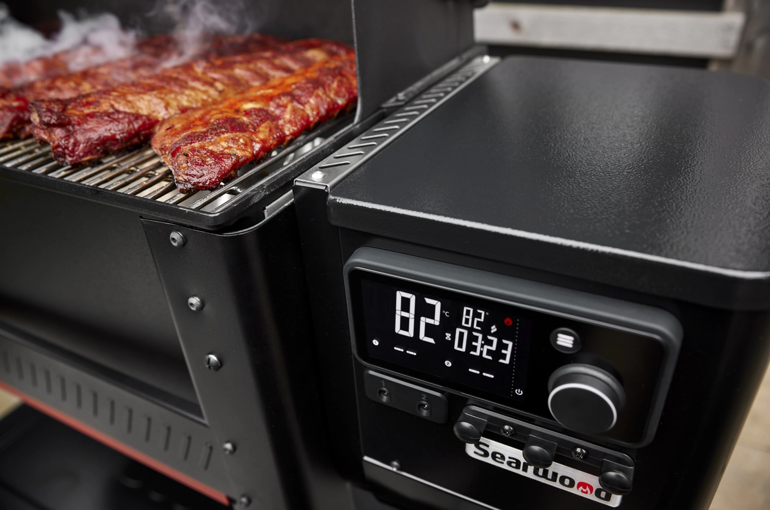 Searwood_Lifestyle_1 weber fatüzelésű pellet grill
