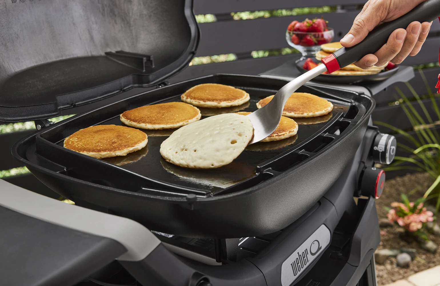 Tapadásmentes grill lap, zománcozott öntöttvas, Q3000N gázgrillekhez