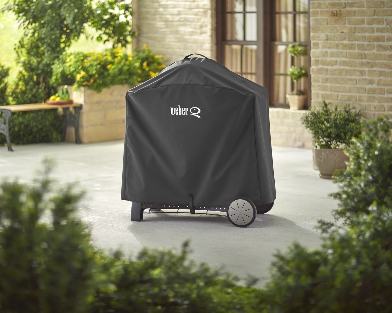 Weber Premium grill takaró, Q™ 20003000 állvánnyal 5 weber prémium grill takaró védőhuzat