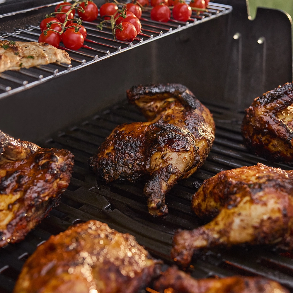 Genesis E330 WR gázgrill extra Sear égővel