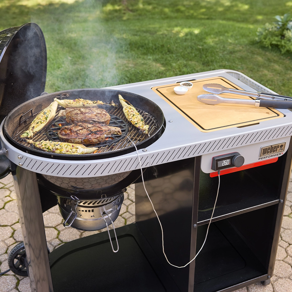 Faszenes, 57 cm-es Performer Premium Smart gömbgrill